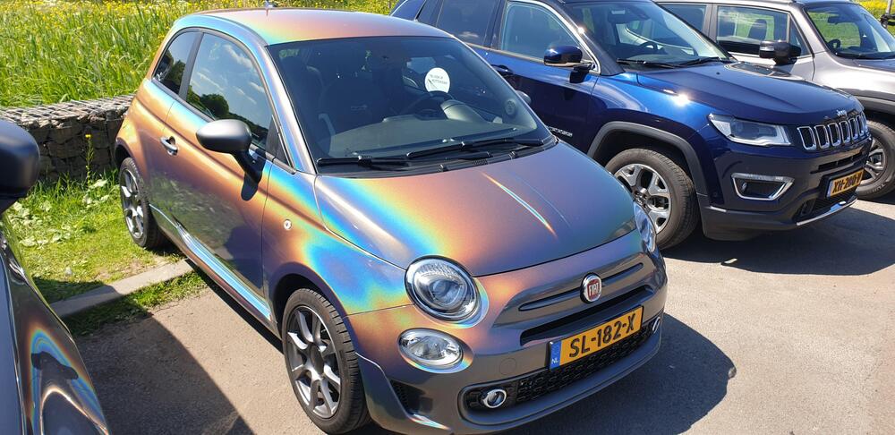 Carwrapping - Volledig inpakken van een auto